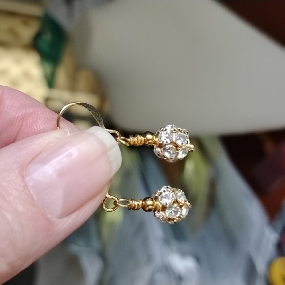 HAND CRAFTED SWAROVSKI CRYSTAL DISCO BALL EARRINGS - Picture 4 of 7